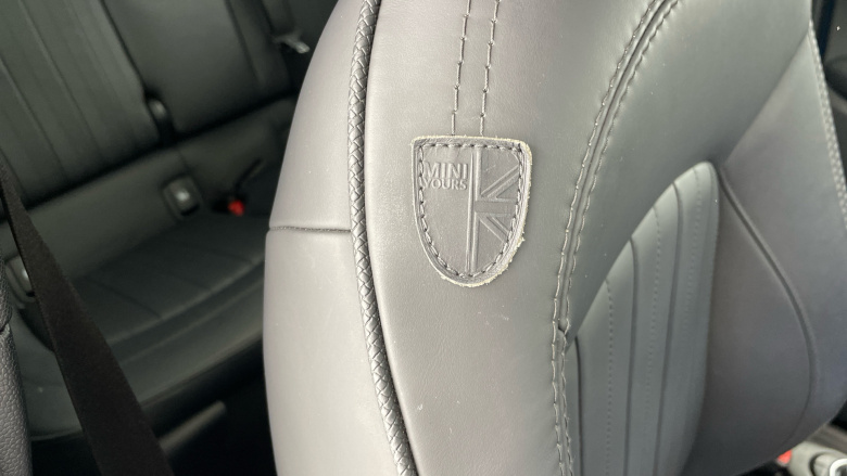 MINI Hatchback 2.0 Cooper S Exclusive Premium Plus 5dr Auto Petrol Hatchback